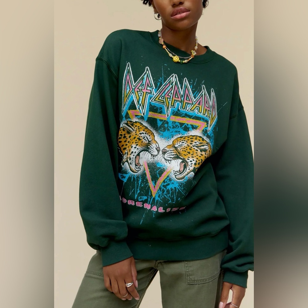 Daydreamer Def Leppard Adrenalize Small Sweatshirt. 💚⚡️